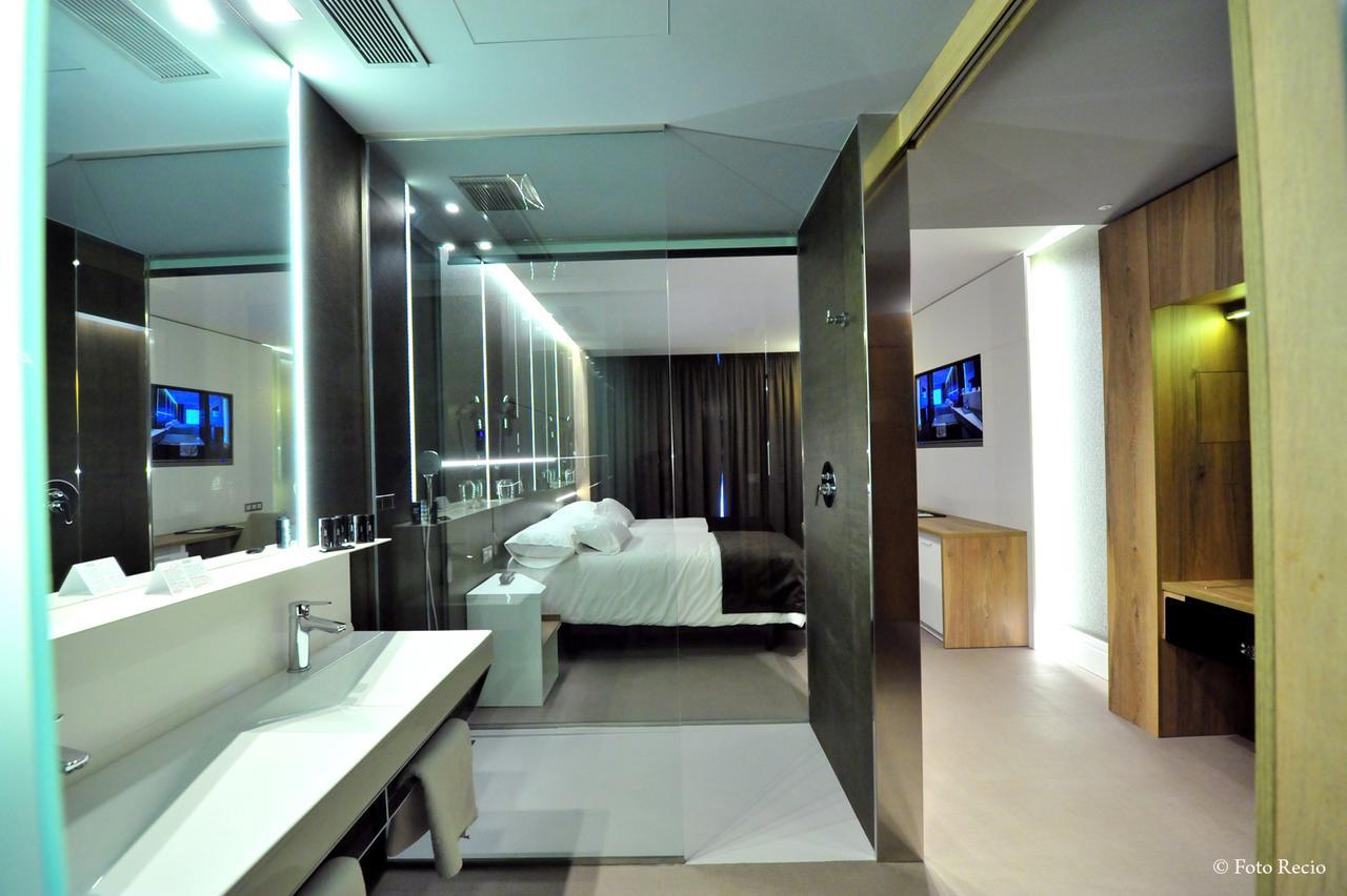 Hotel & Spa Ciudad De Бінефар Екстер'єр фото